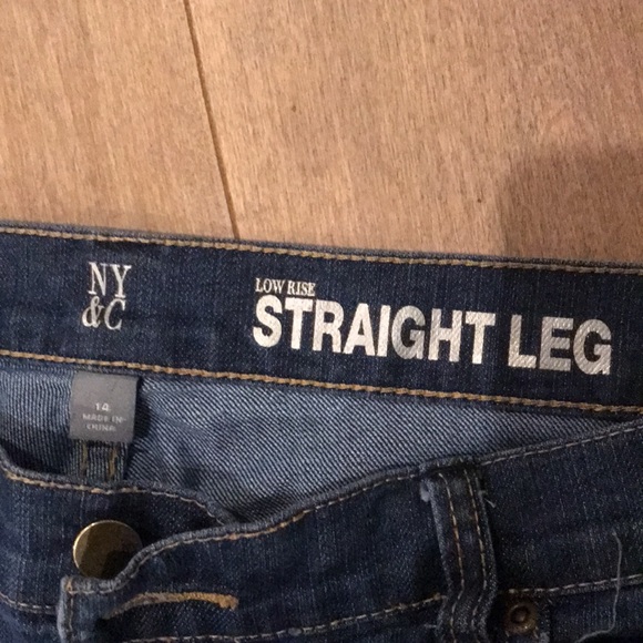 Jean capri pants - Picture 2 of 3